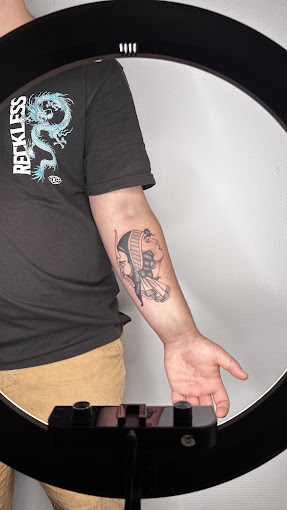 Avant-bras — geisha noir et gris